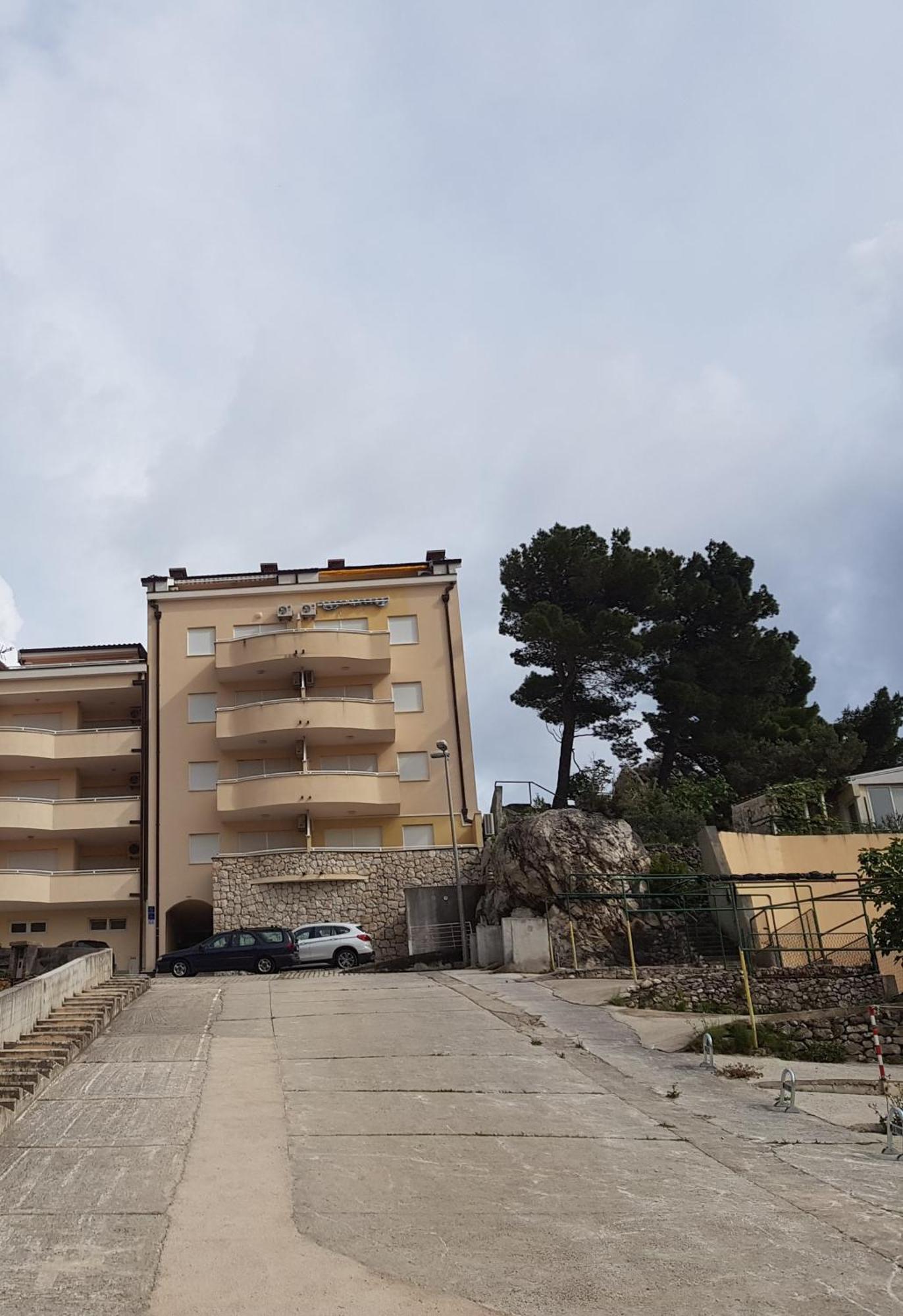 Apartment Smile Baska Voda Luaran gambar