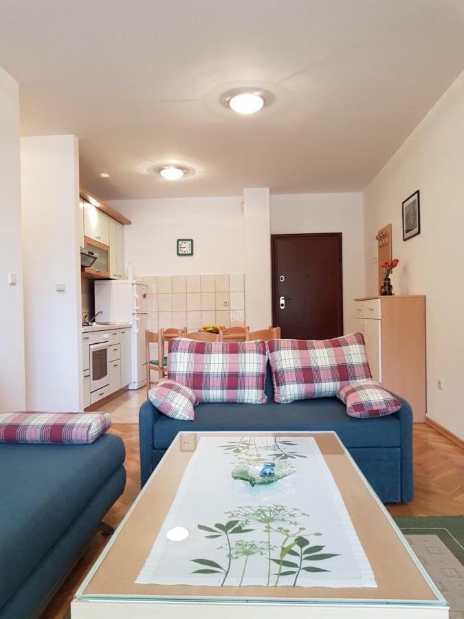 Apartment Smile Baska Voda Luaran gambar