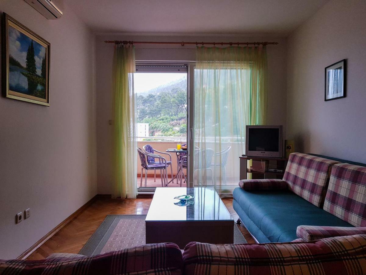 Apartment Smile Baska Voda Luaran gambar