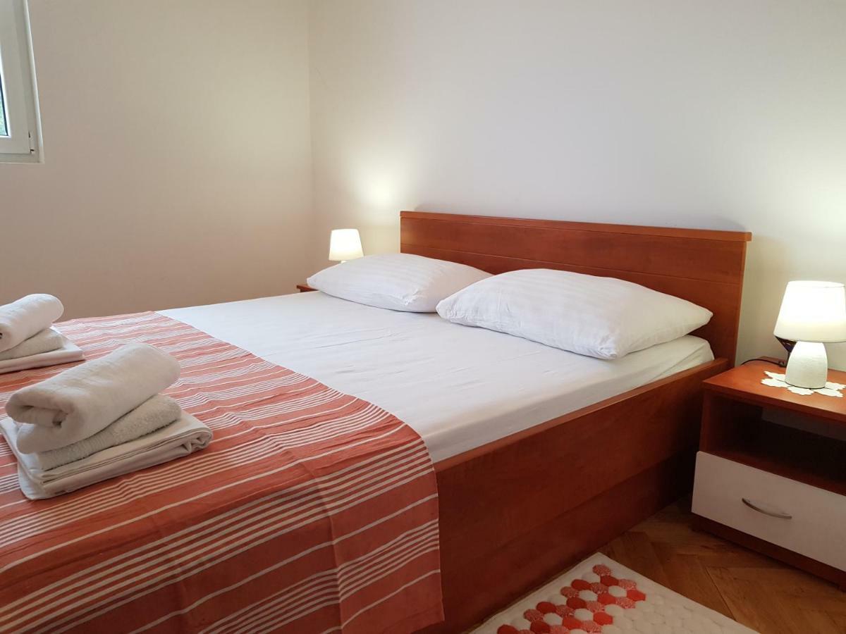 Apartment Smile Baska Voda Luaran gambar